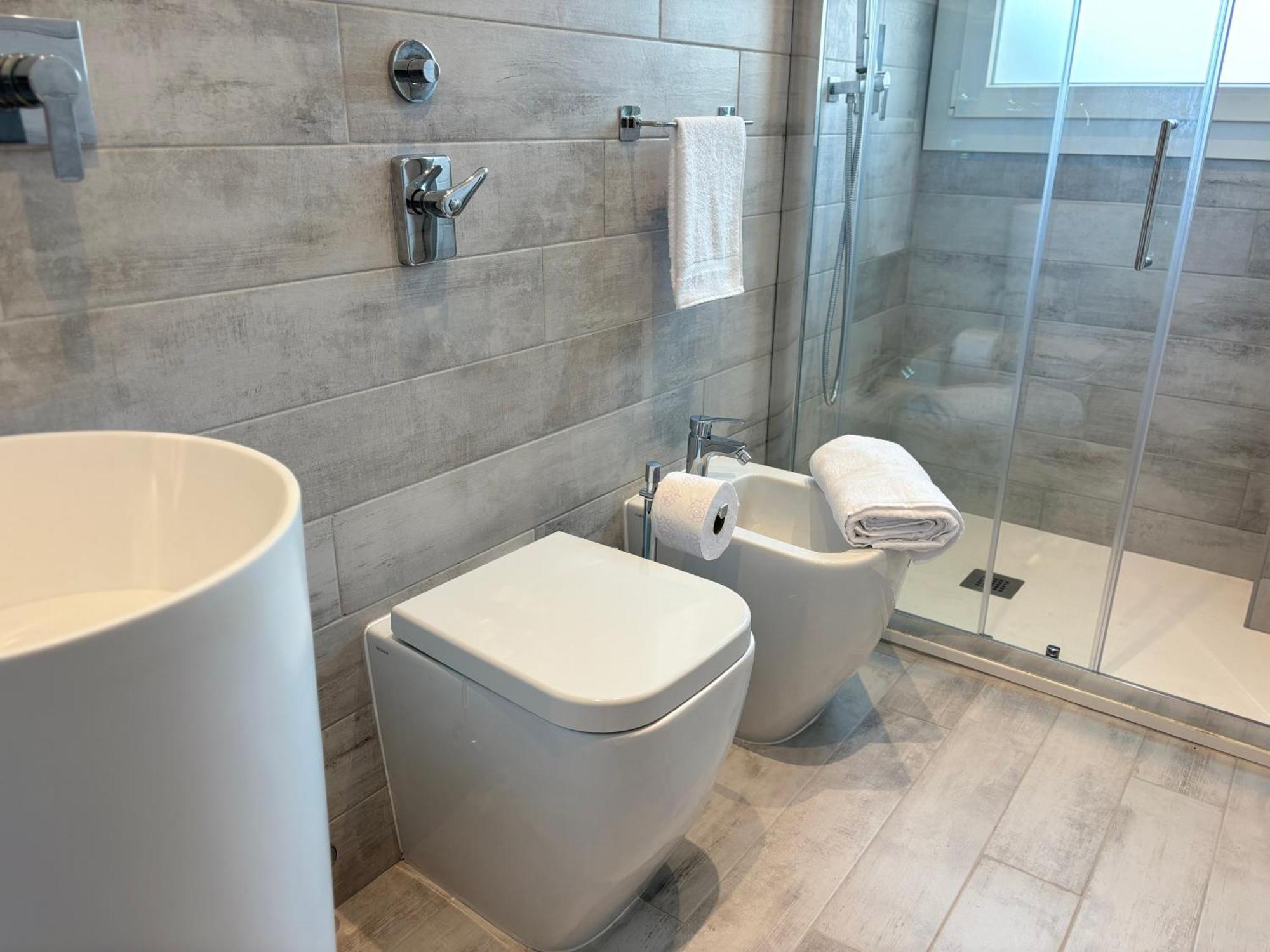 Hope Guest House Milano Екстериор снимка